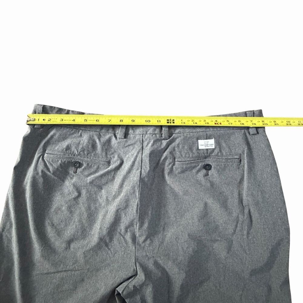Lot Of 2 Vineyard Vines Breaker Shorts Mens 40 Khaki Navy Stretch Preppy Golf - Picture 10 of 12